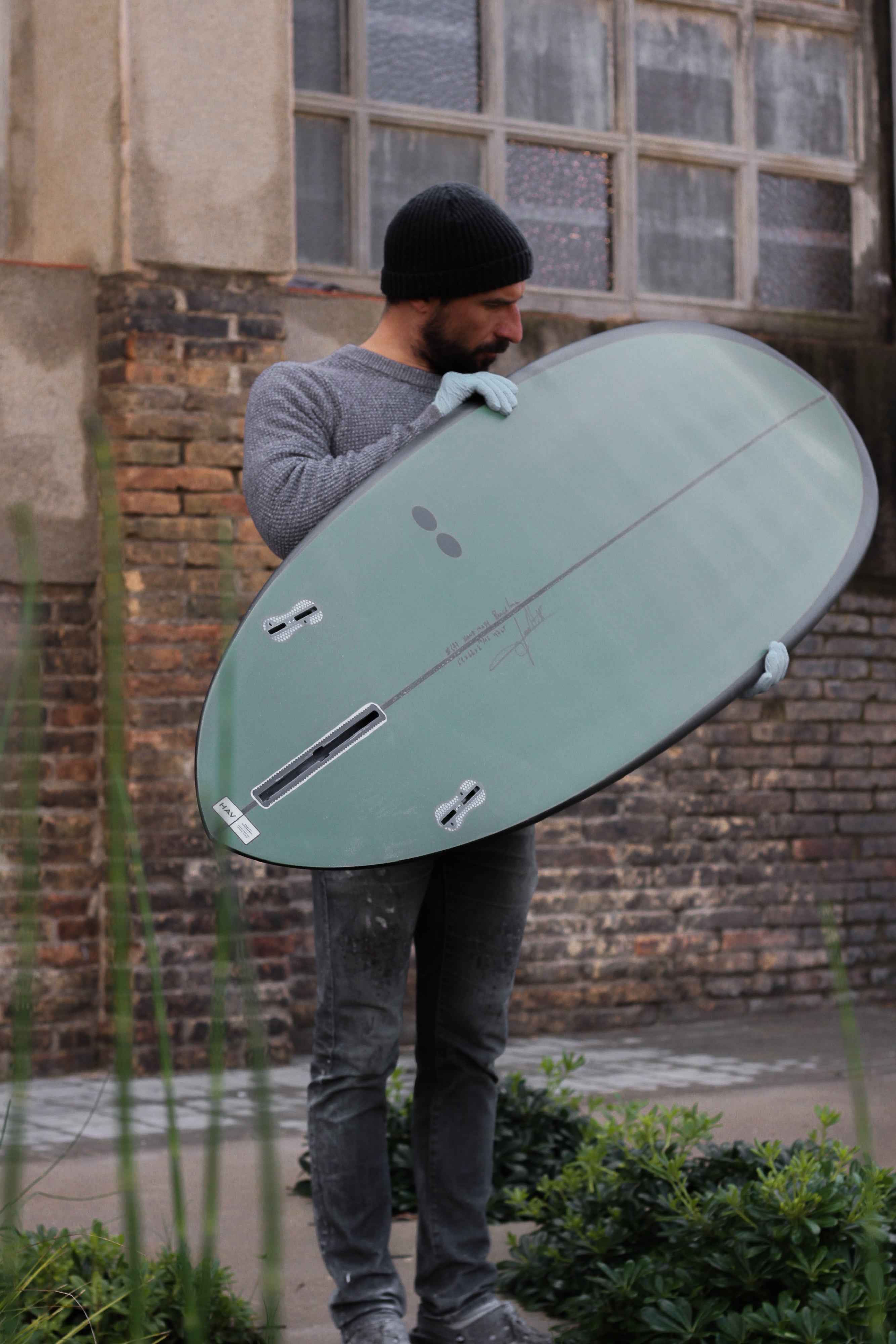 Custom Surfboard / MIDLENGTH – Humpier