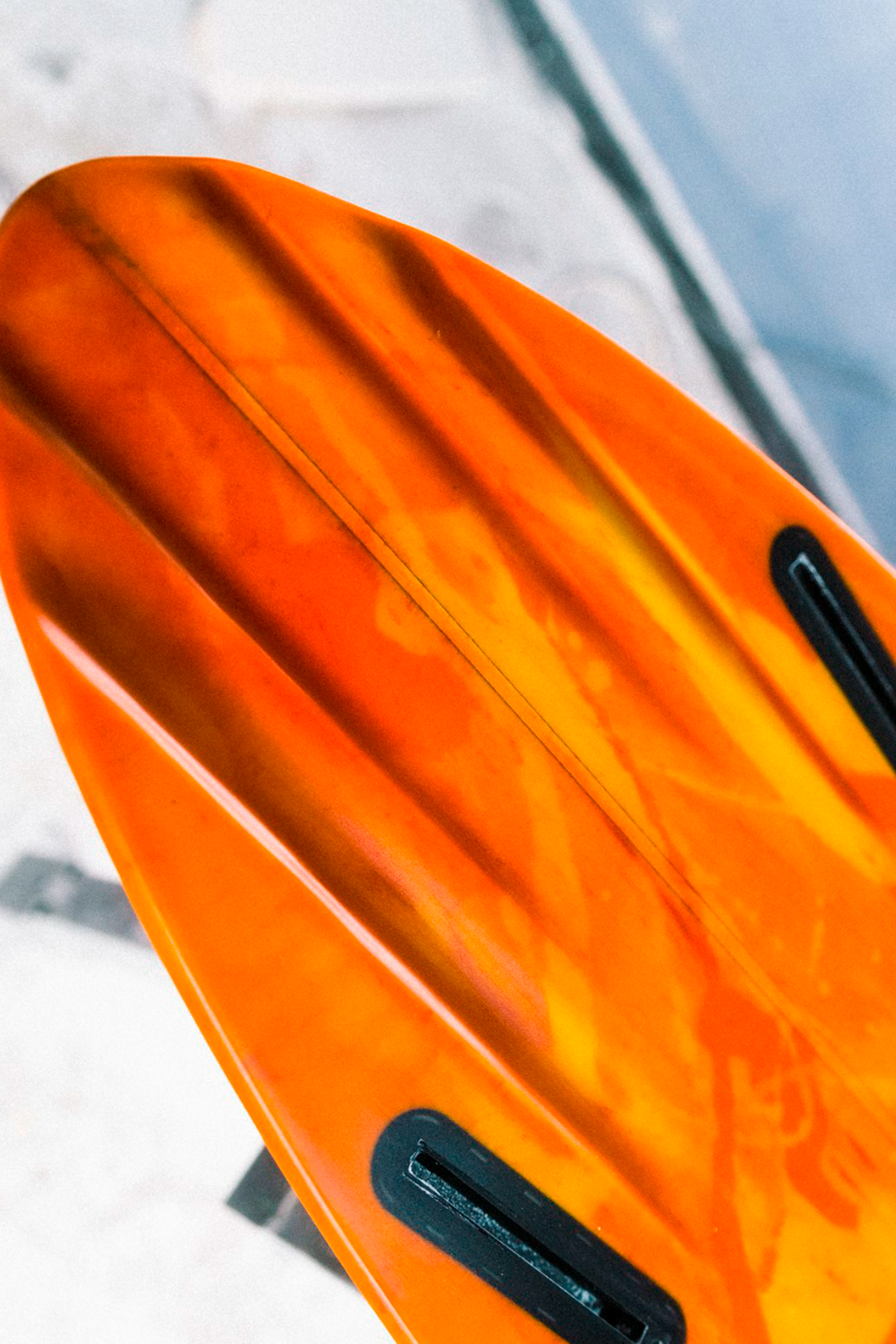 Tabla de surf shortboard Mid Twin Humpier x Habitus naranja